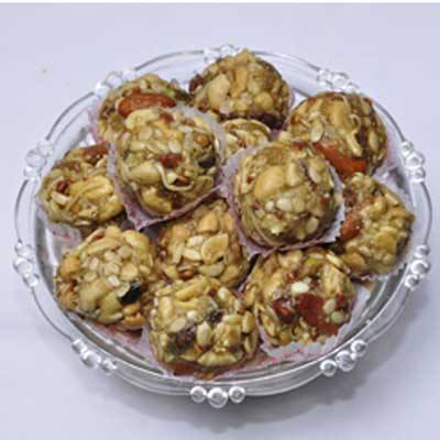 "Kiwi Gateaux Cake - 1kg, Mixed Flowers bouquet - Click here to View more details about this Product
